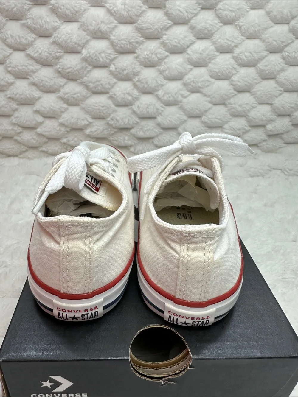 Converse classic low